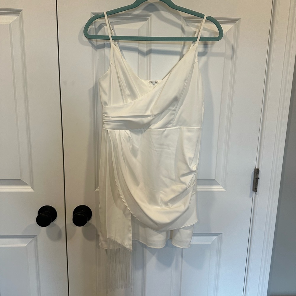 White lulu’s dress with fringe